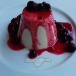 Десерт Панна Котта с белым шоколадом.