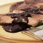 Шоколадный соус к мясу.